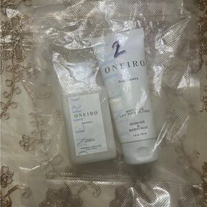 Oneiro Sunchasers Skincare Set